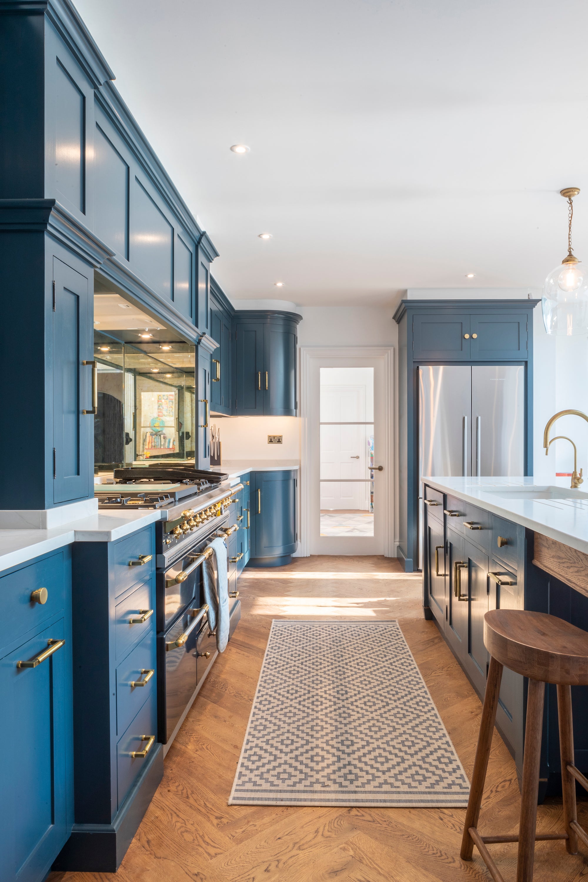 Bernard_Savage_Kitchens_-_Bespoke_Kitchens_Blue.jpg