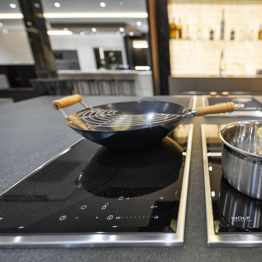 Wolf - Transitional Induction 2 Cooktop - Integrated Cooktops - Carvers Interiors