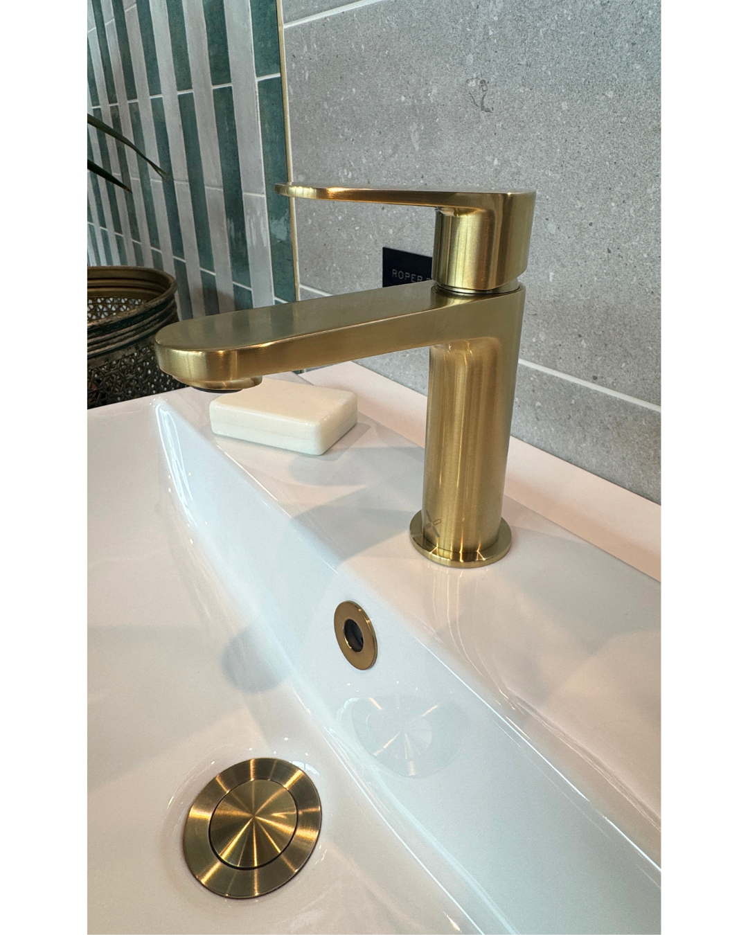 Infinita Ex-Display Bathroom Collection