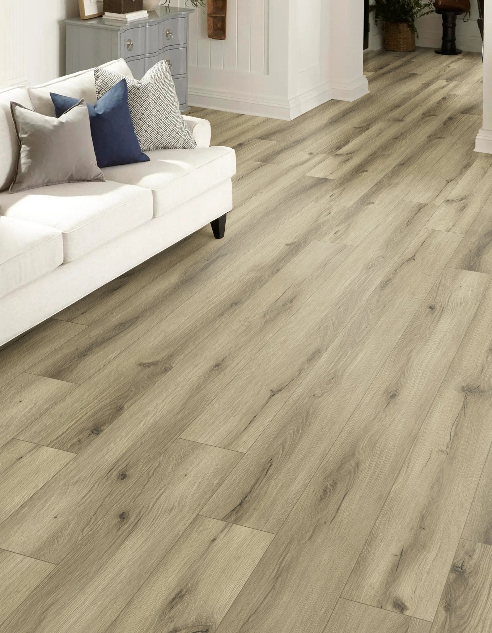 5mm SPC Rigid Core Vinyl Flooring – 1.2m Plank – Ridgeview Oak - 2.85m² per Pack - Carvers Interiors - THE FLOORING STORE