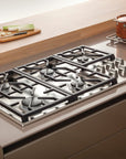 Wolf - Professional Gas Cooktop - 914mm - Carvers Interiors - Wolf