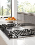 Wolf - Transitional Gas Cooktop - Integrated Cooktops - Carvers Interiors - Wolf