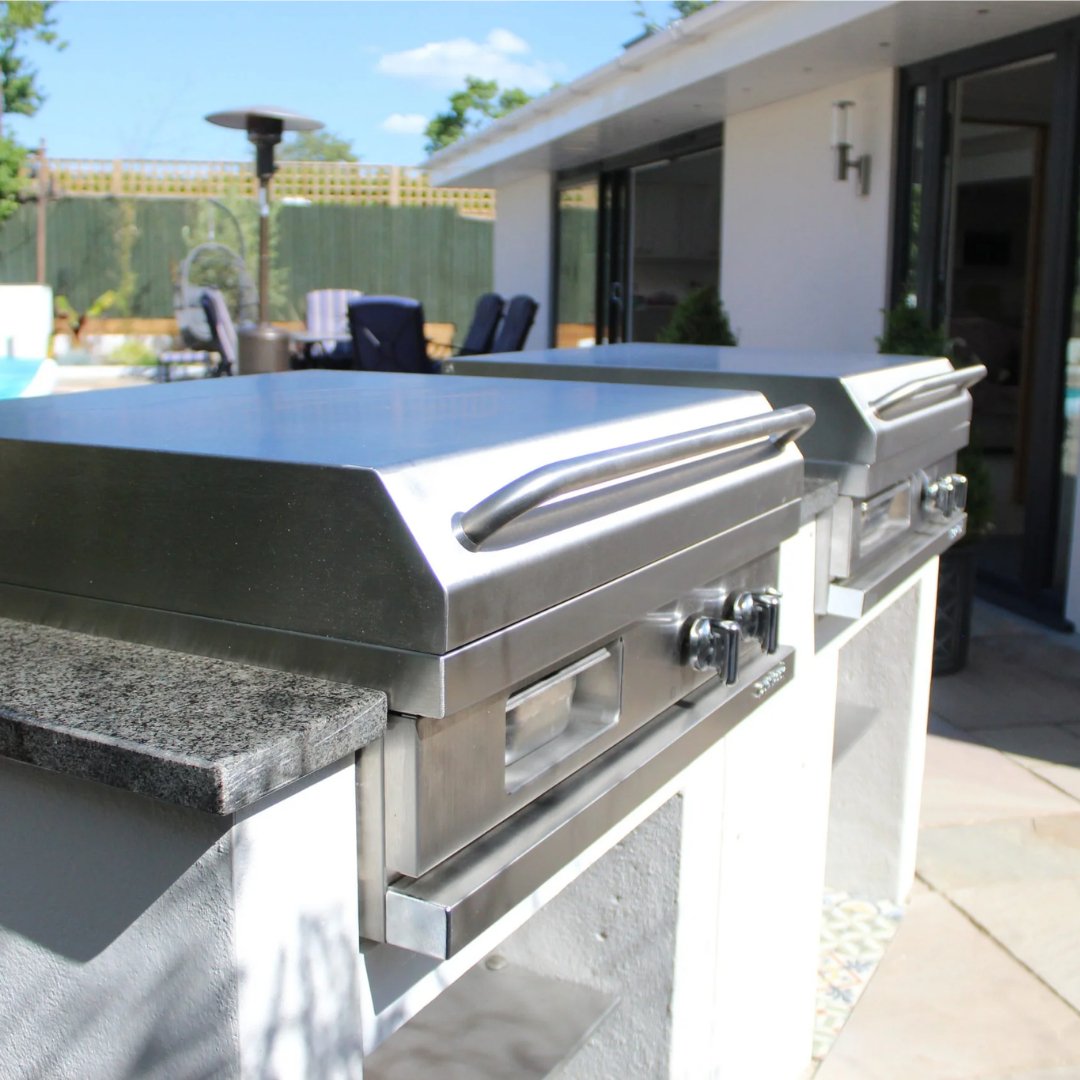 Lacanche Open&#39; Cook - Integrated Two 3 kW Burners Hob with Lid - Outdoor Kitchen - Carvers Interiors