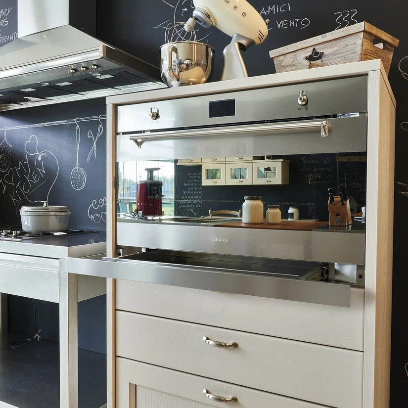 Smeg 90cm Classic Built-In Single Oven, Stainless steel - Carvers Interiors - Cookers and Bathroom Showroom Wolverhampton